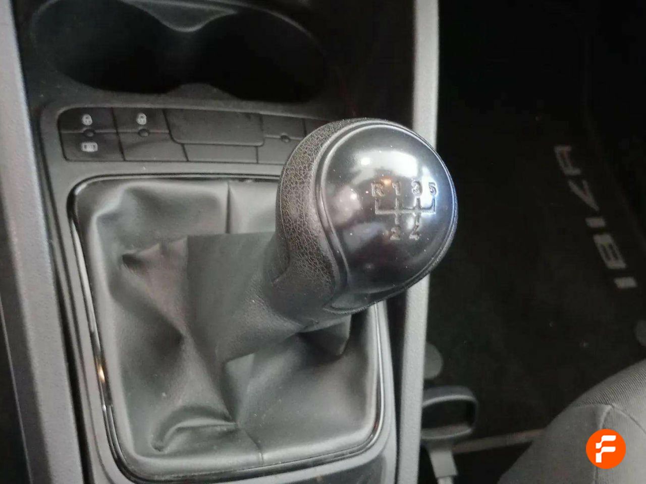 Foto Seat Ibiza 15