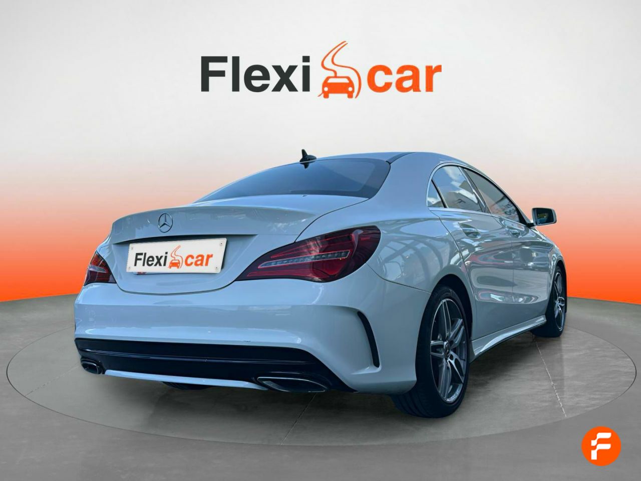 Foto Mercedes-Benz Clase CLA 4