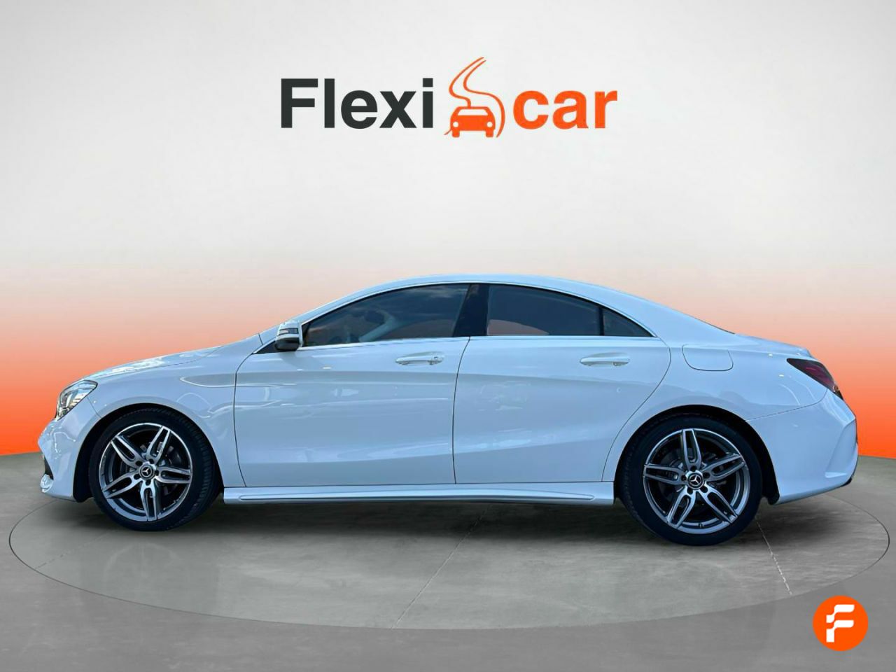 Foto Mercedes-Benz Clase CLA 8
