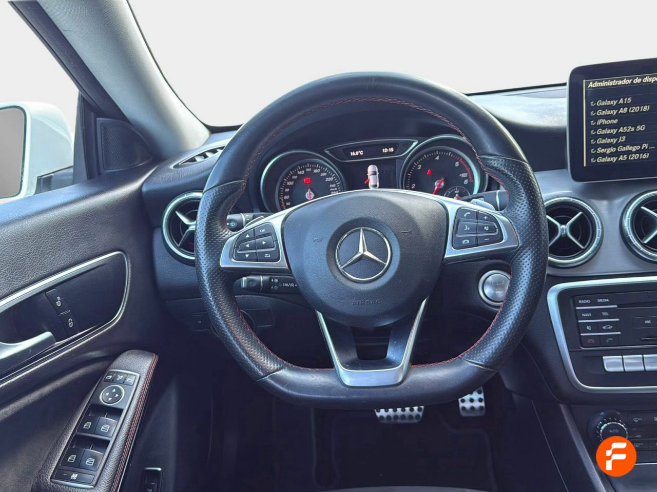Foto Mercedes-Benz Clase CLA 11