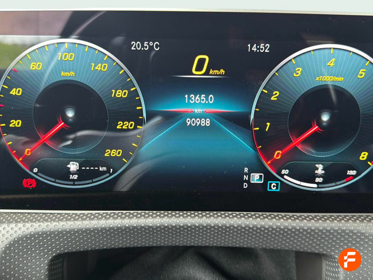 Foto Mercedes-Benz Clase CLA 12
