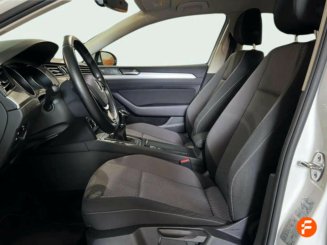 Foto Volkswagen Passat 10