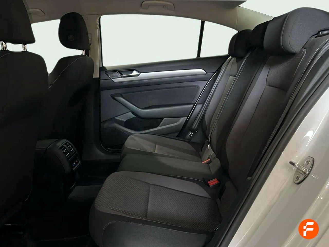 Foto Volkswagen Passat 11