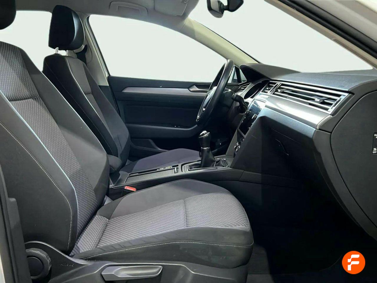 Foto Volkswagen Passat 12