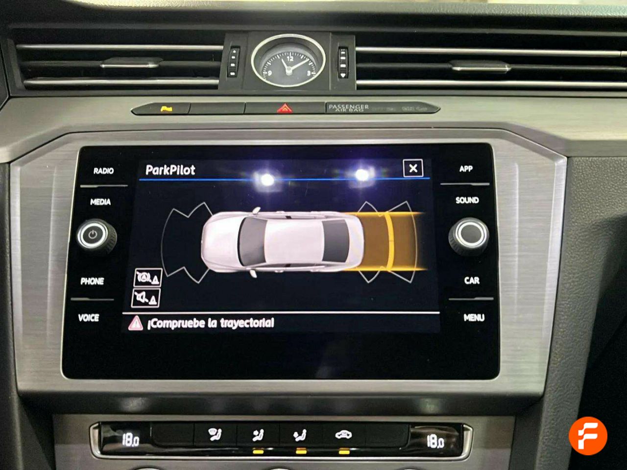 Foto Volkswagen Passat 16