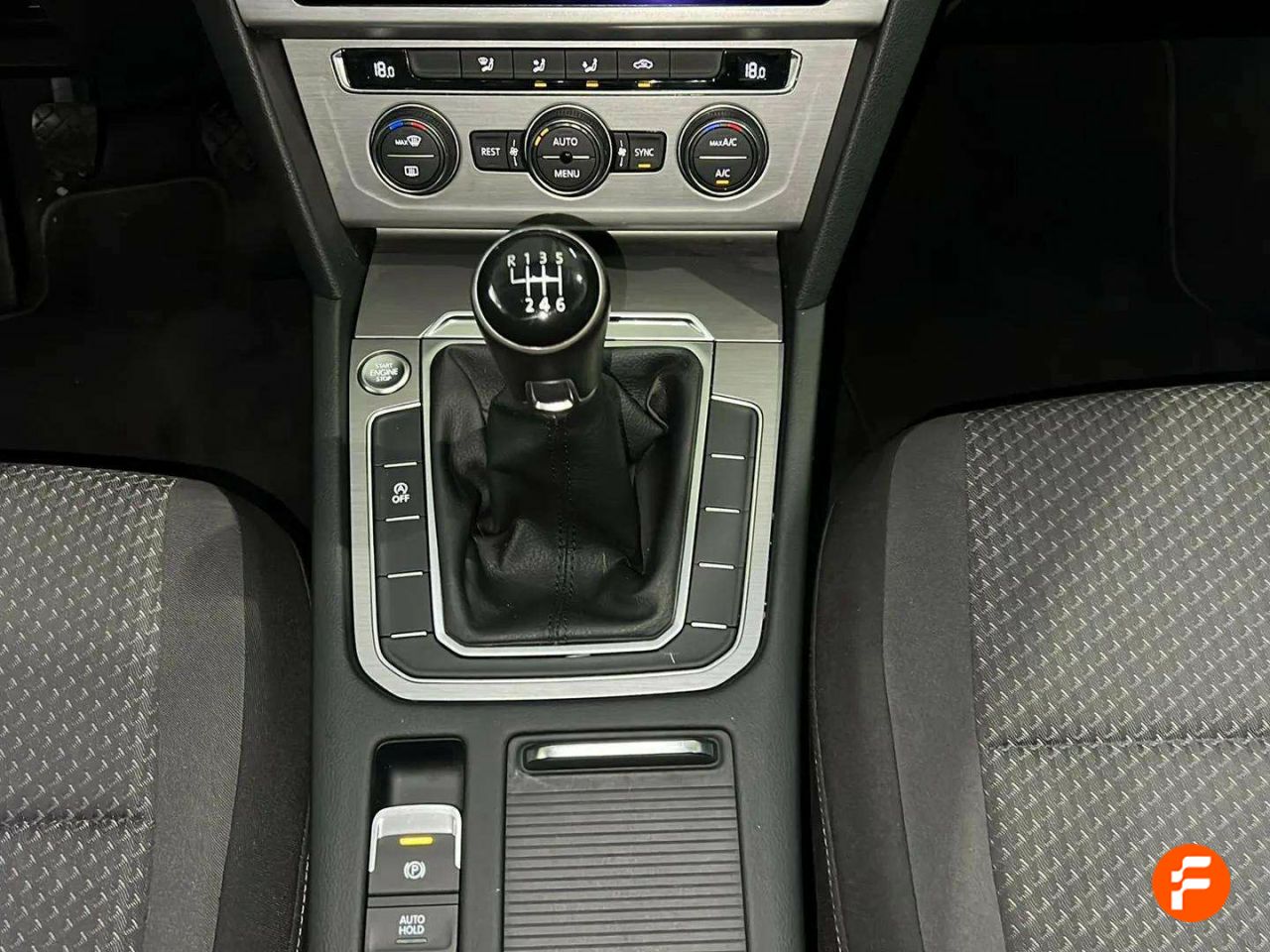 Foto Volkswagen Passat 17