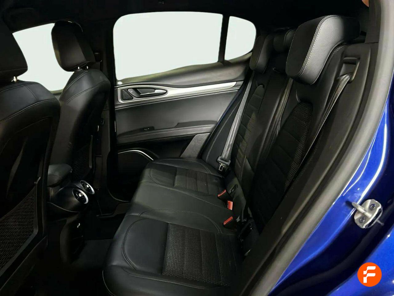Foto Alfa Romeo Stelvio 11