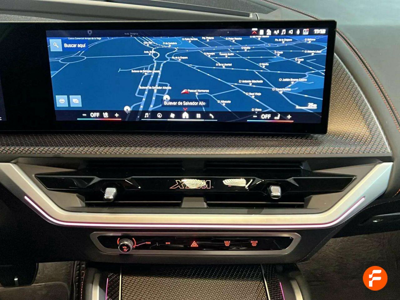 Foto BMW XM 16