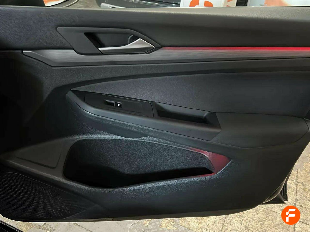 Foto Volkswagen Golf 21
