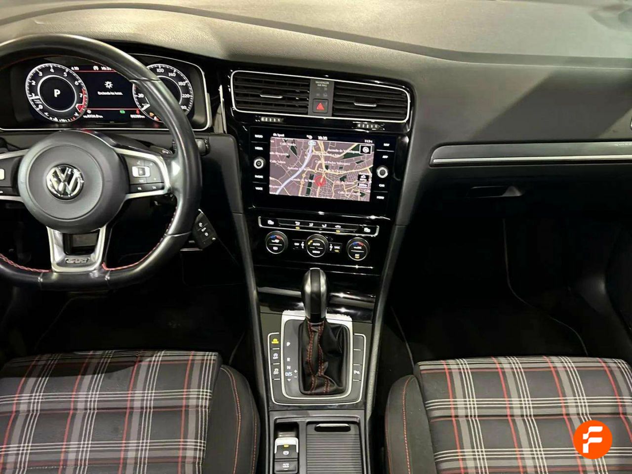Foto Volkswagen Golf 15