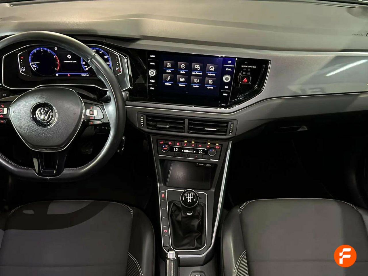 Foto Volkswagen Polo 13