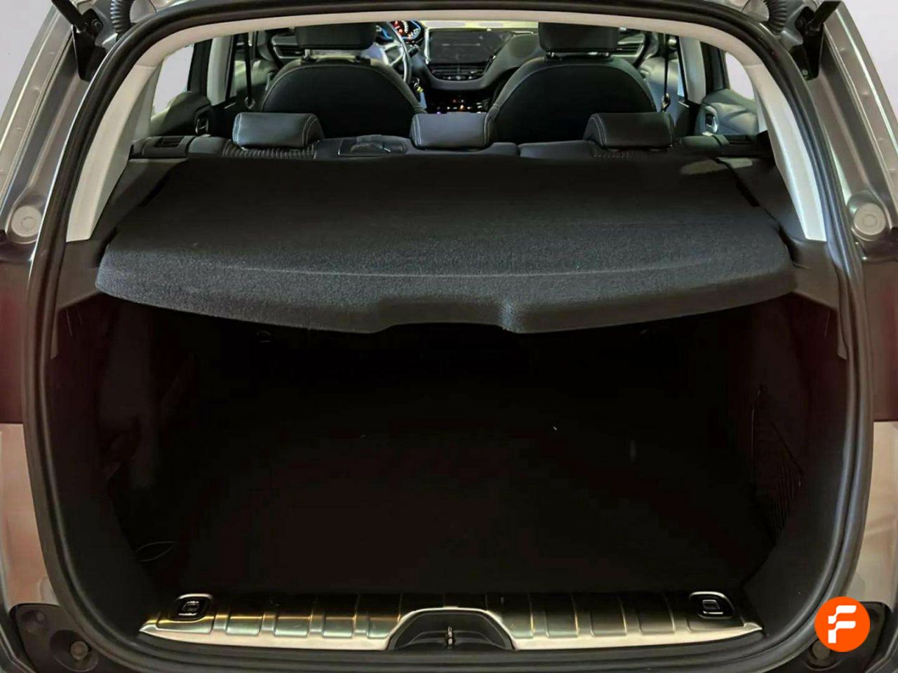 Foto Peugeot 2008 9