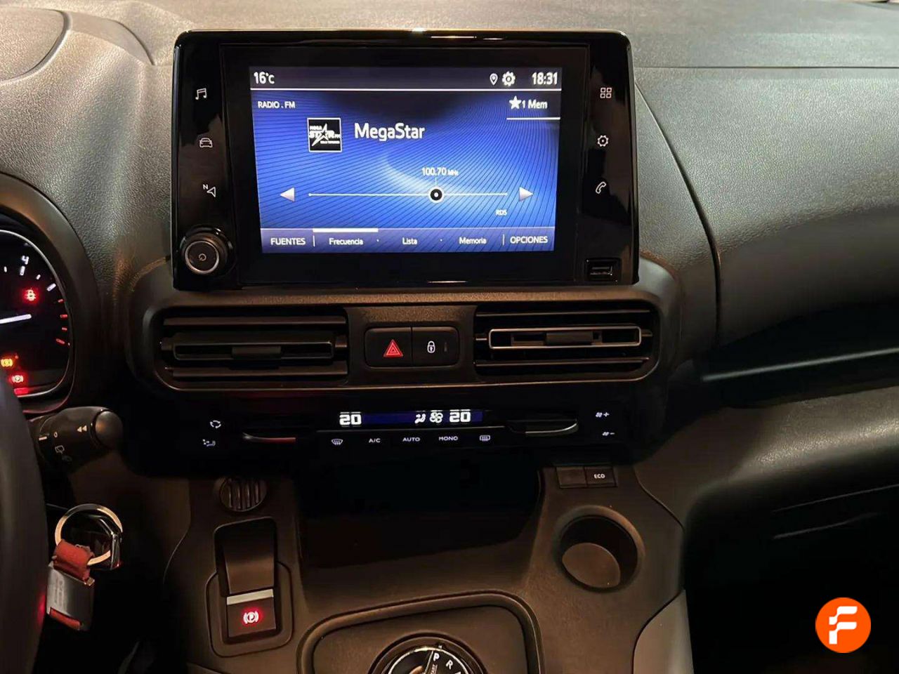 Foto Toyota Proace 15