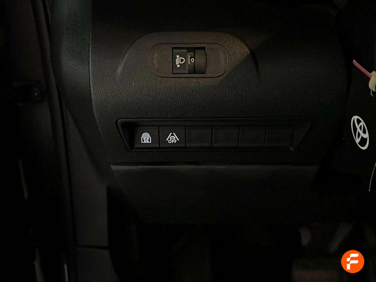 Foto Toyota Proace 19