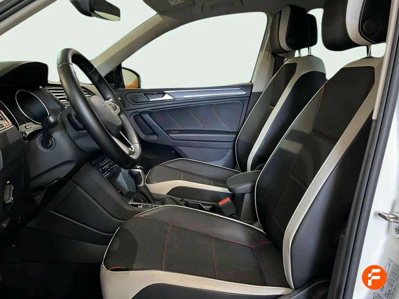 Foto Volkswagen Tiguan 10