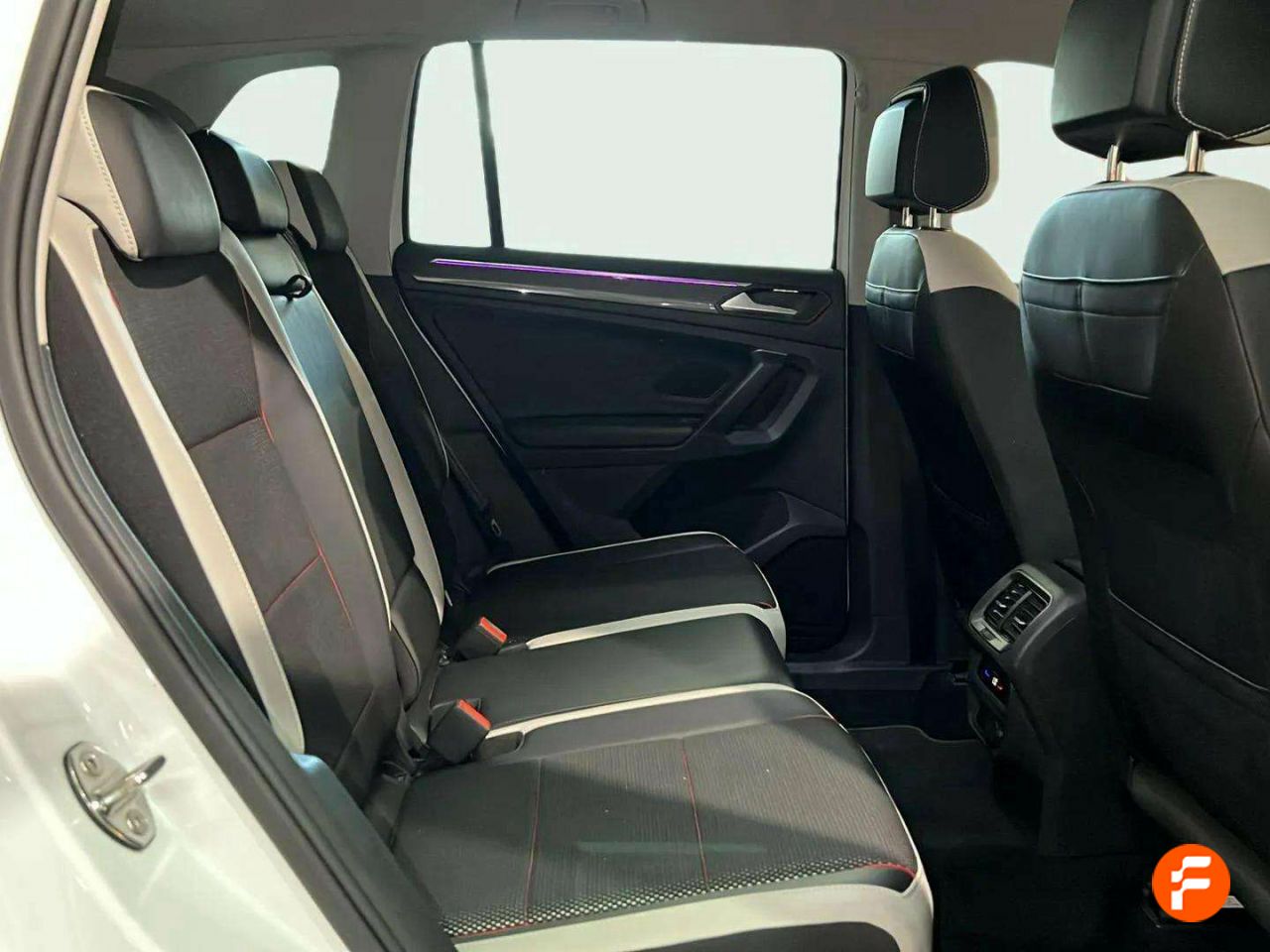Foto Volkswagen Tiguan 13