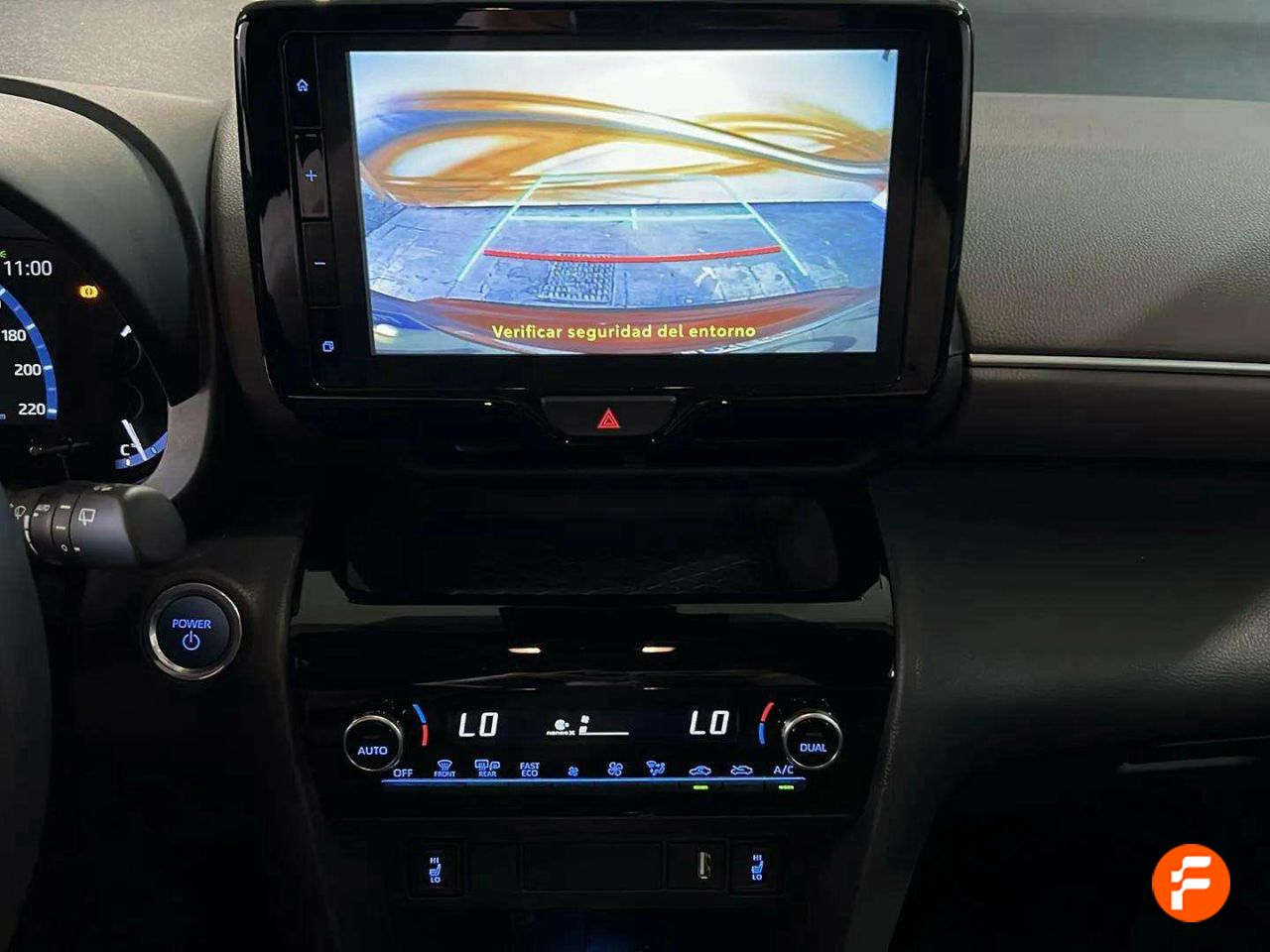 Foto Toyota Yaris 16
