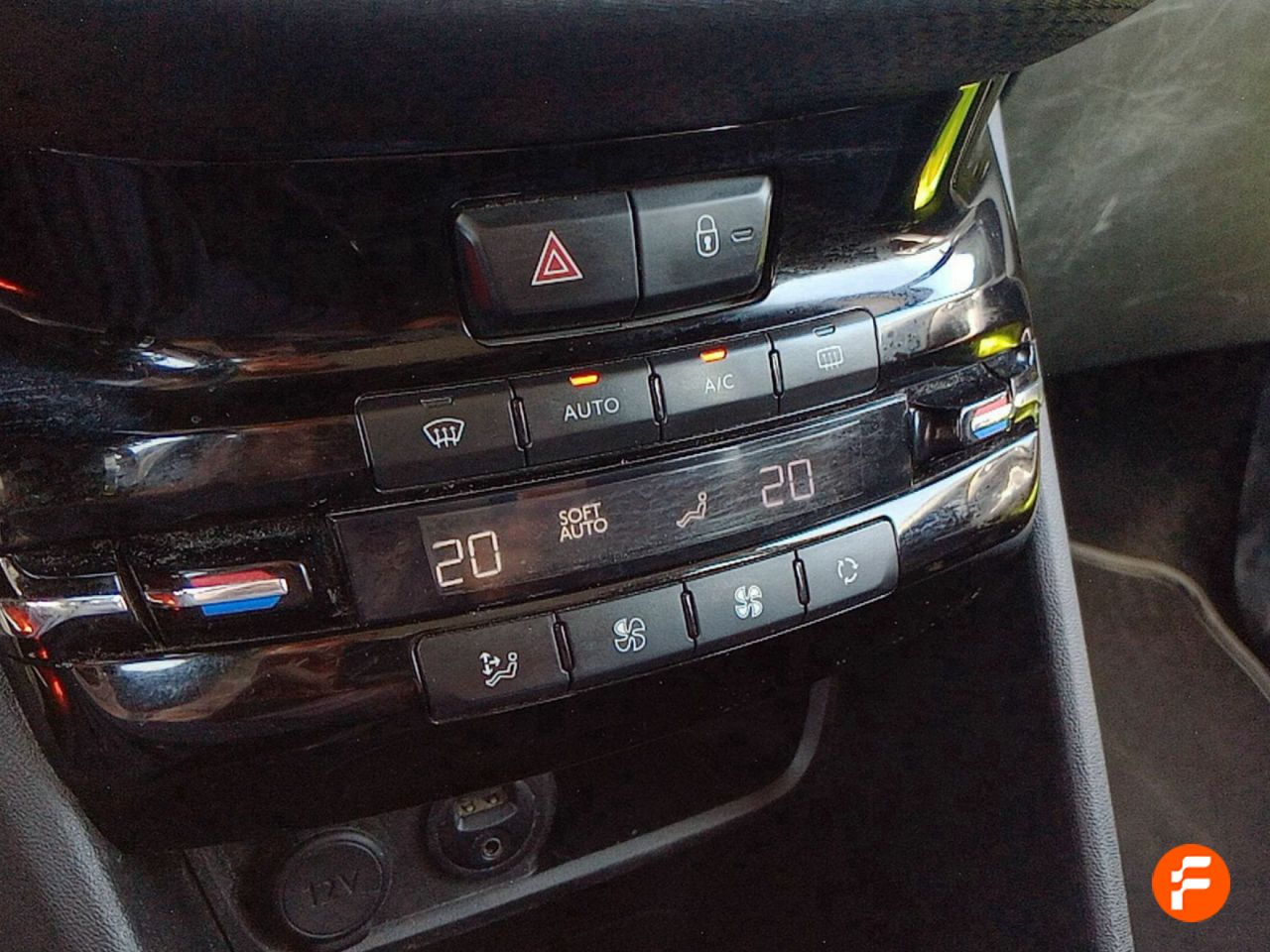 Foto Peugeot 2008 17