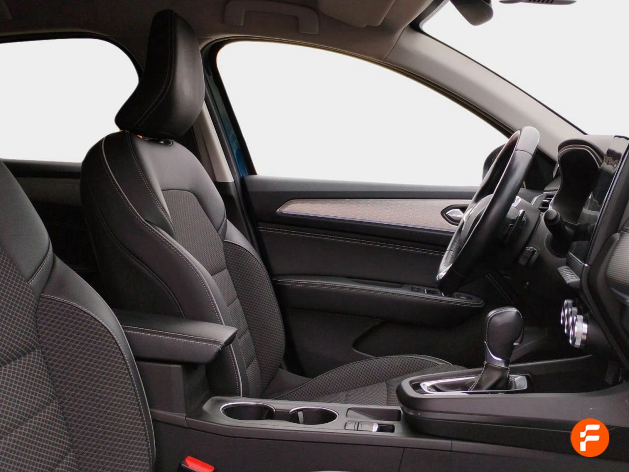 Foto Renault Arkana 11