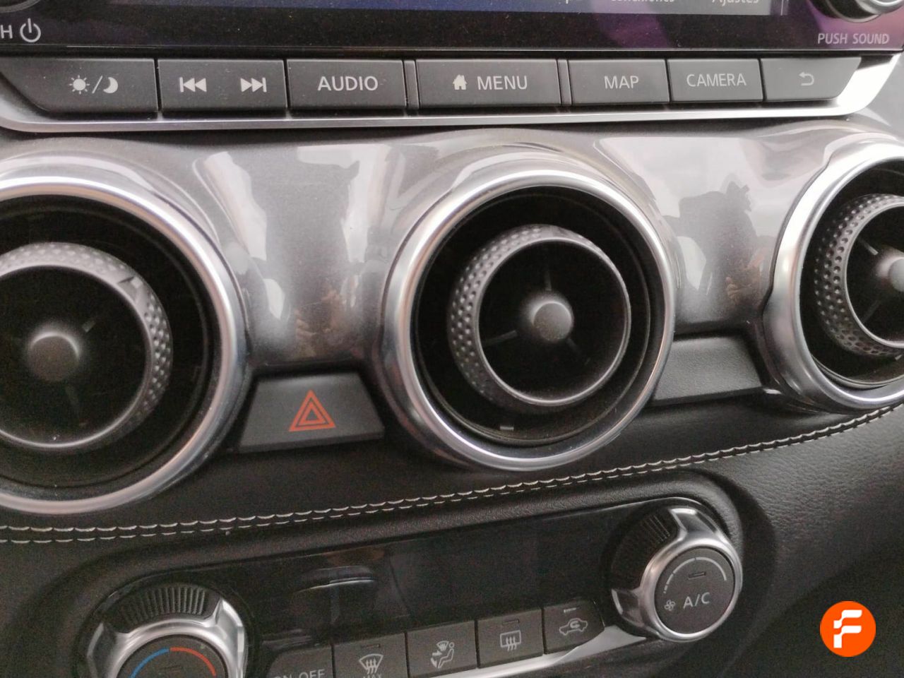 Foto Nissan Juke 23