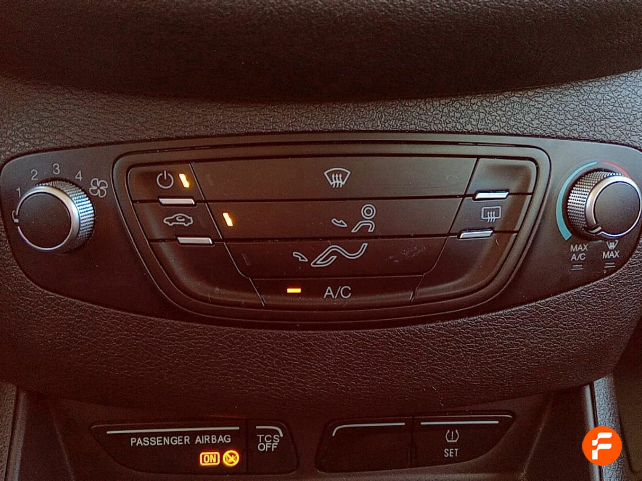 Foto Ford Tourneo Courier 18