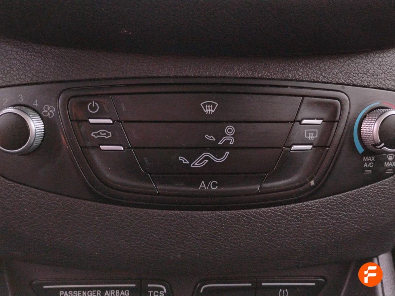 Foto Ford Tourneo Courier 20
