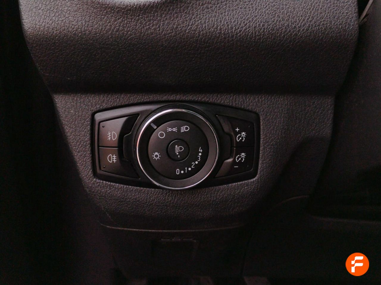 Foto Ford Tourneo Courier 23