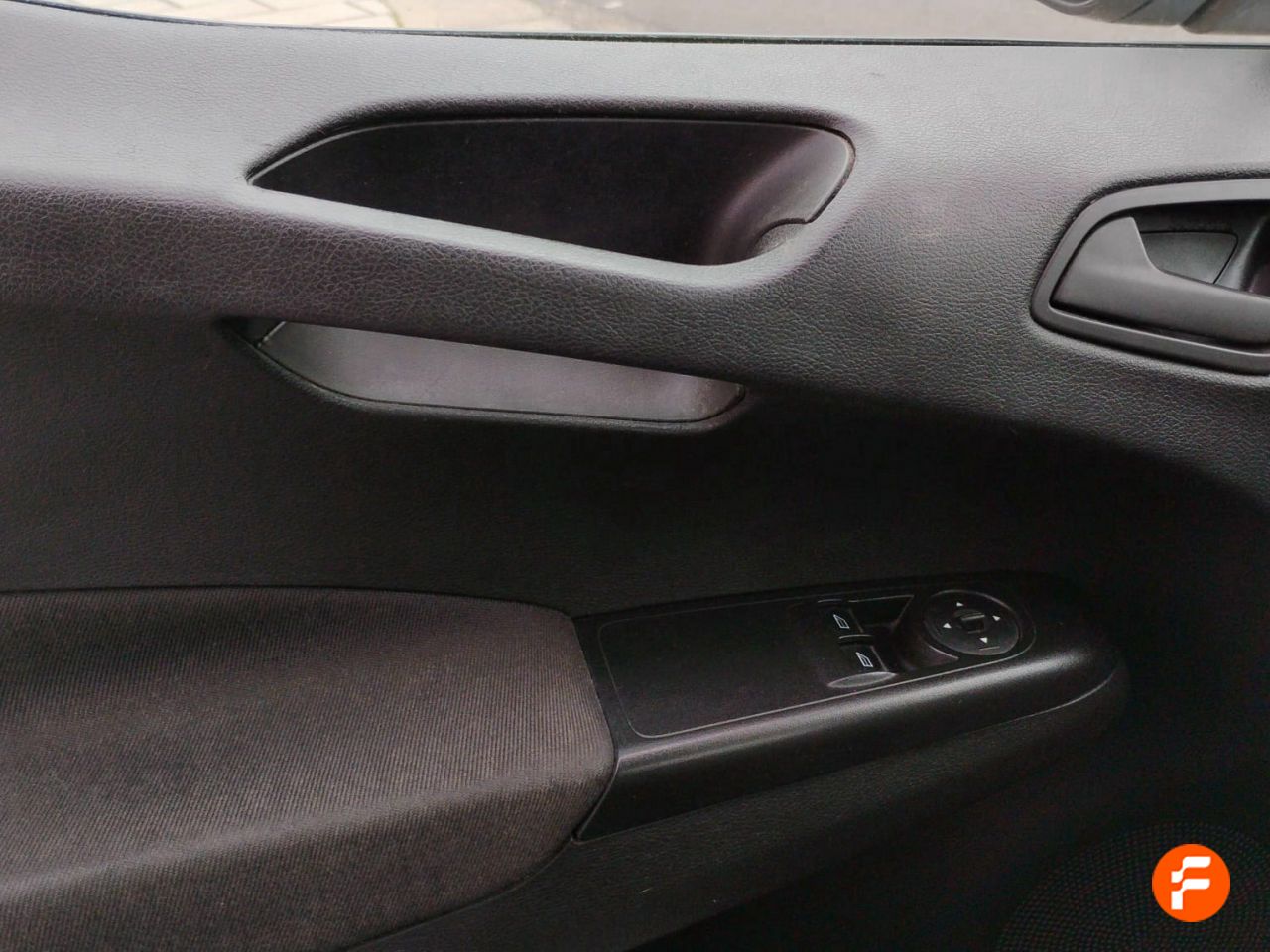 Foto Ford Tourneo Courier 24