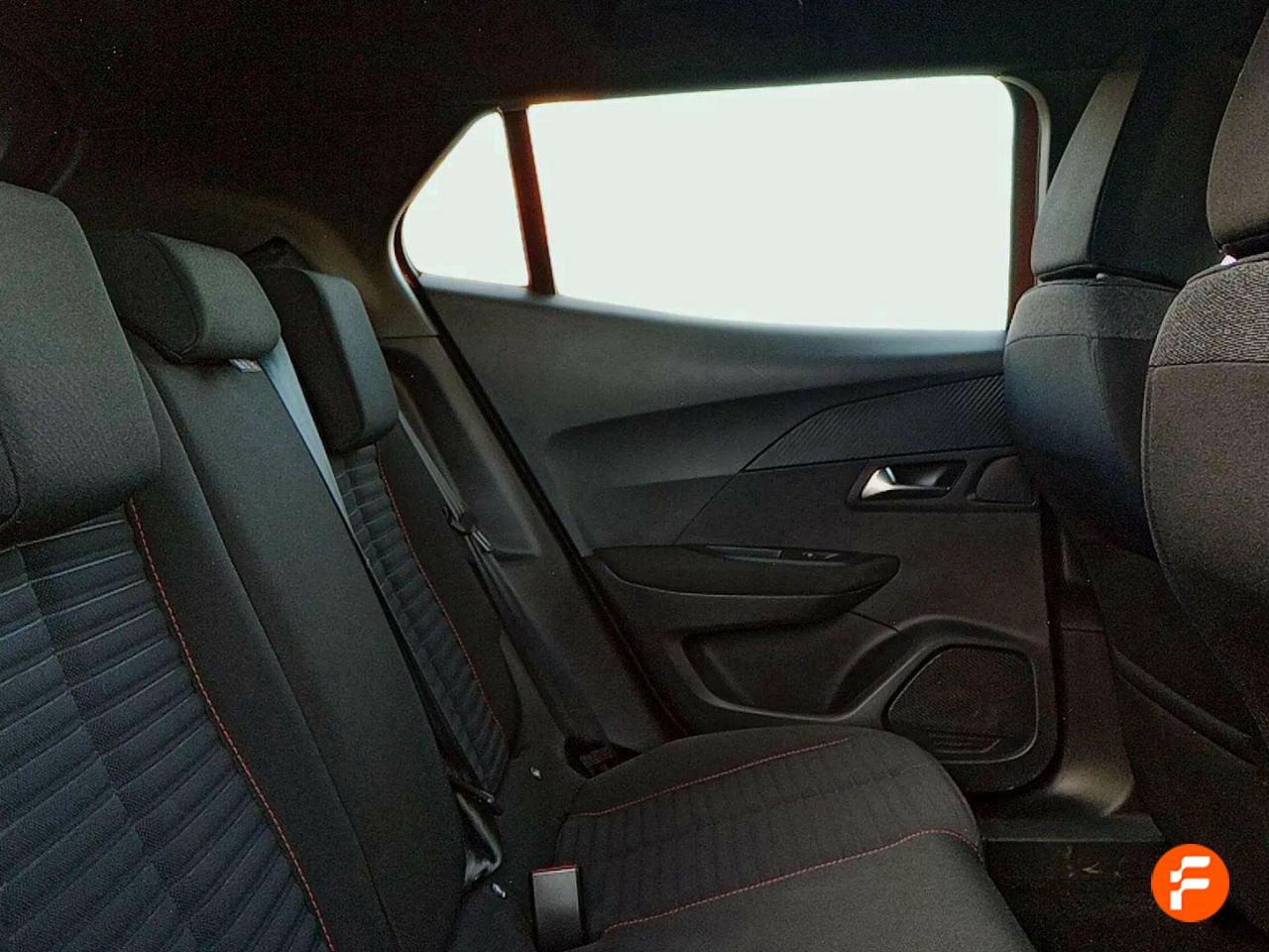Foto Peugeot 2008 6