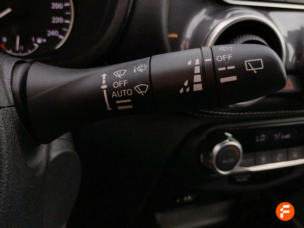 Foto Nissan Juke 25