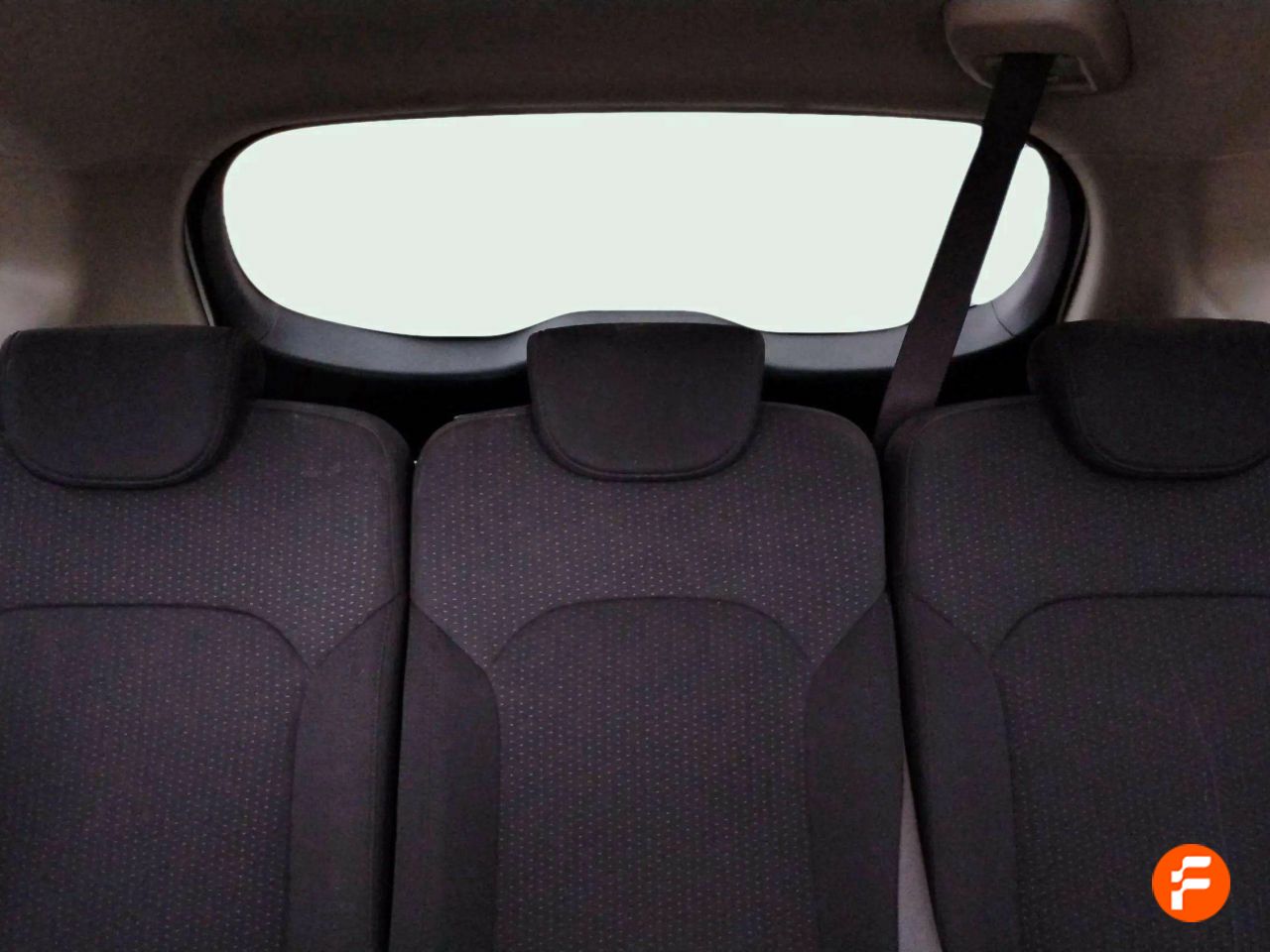 Foto Kia Carens 13