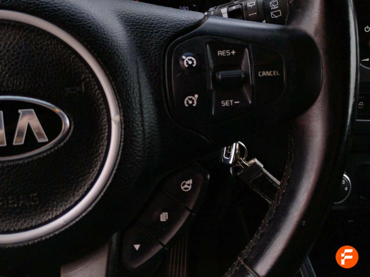 Foto Kia Carens 22