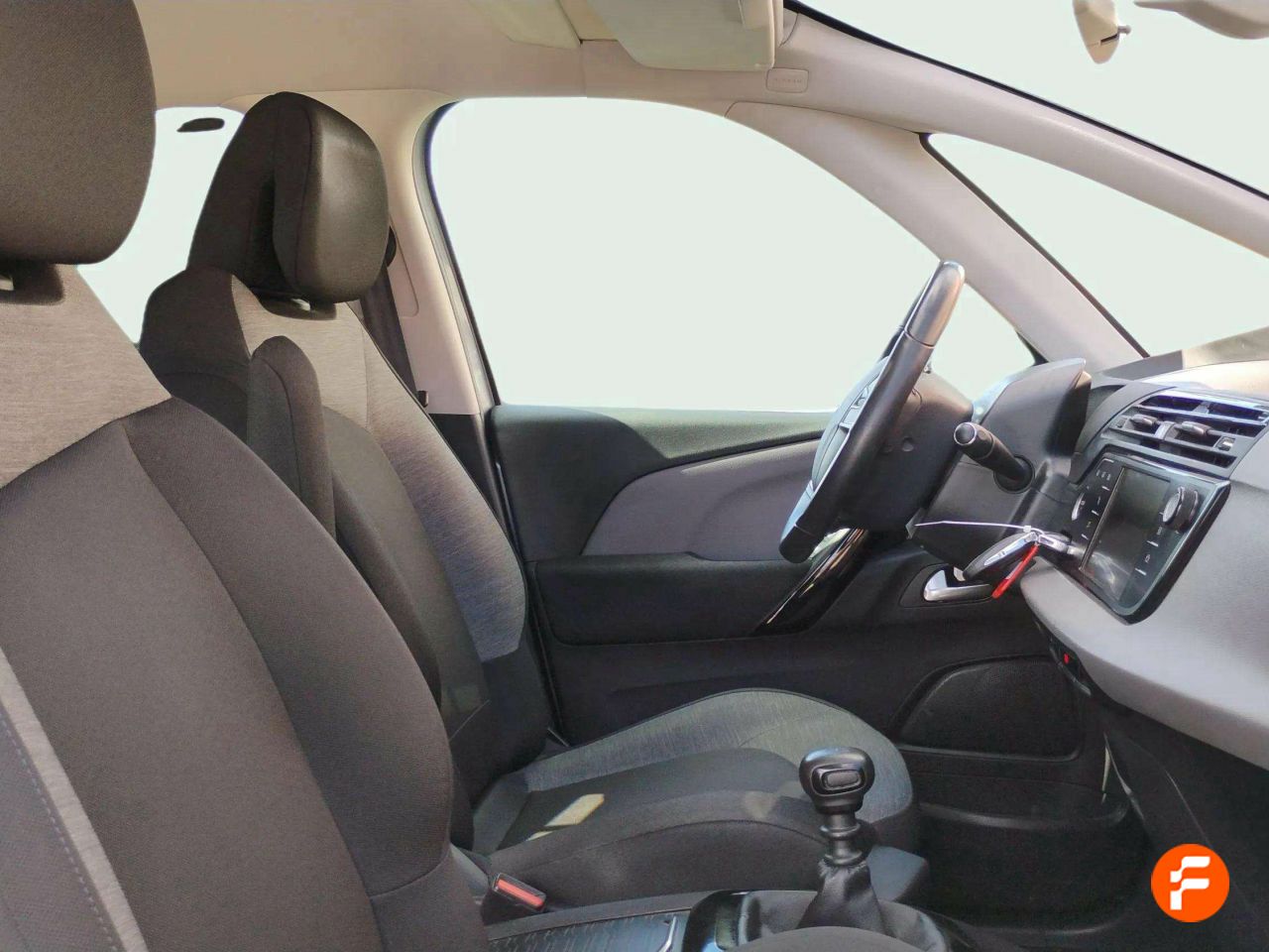 Foto Citroën C4 Spacetourer 11