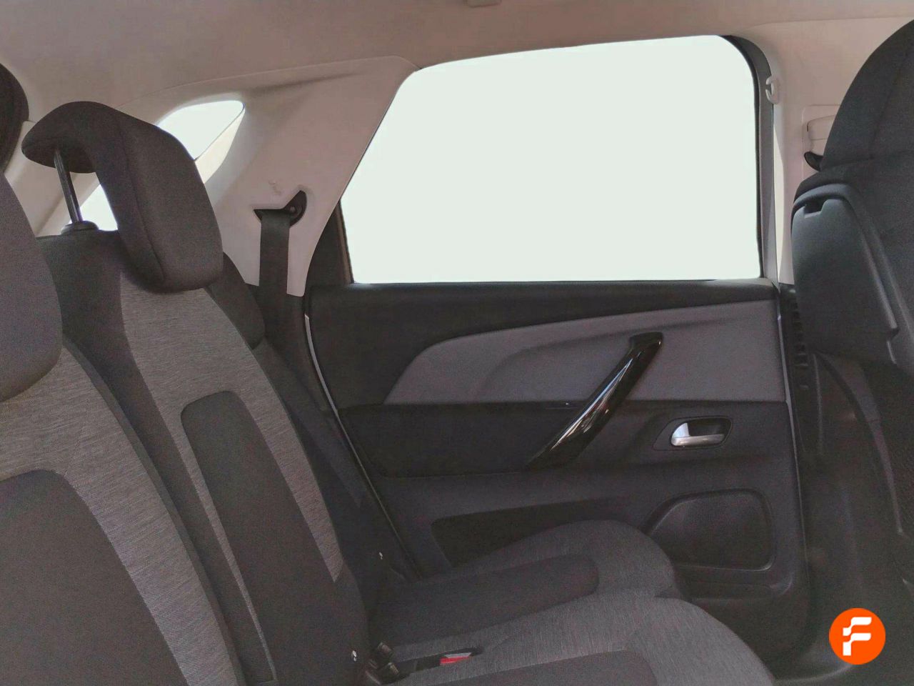 Foto Citroën C4 Spacetourer 12