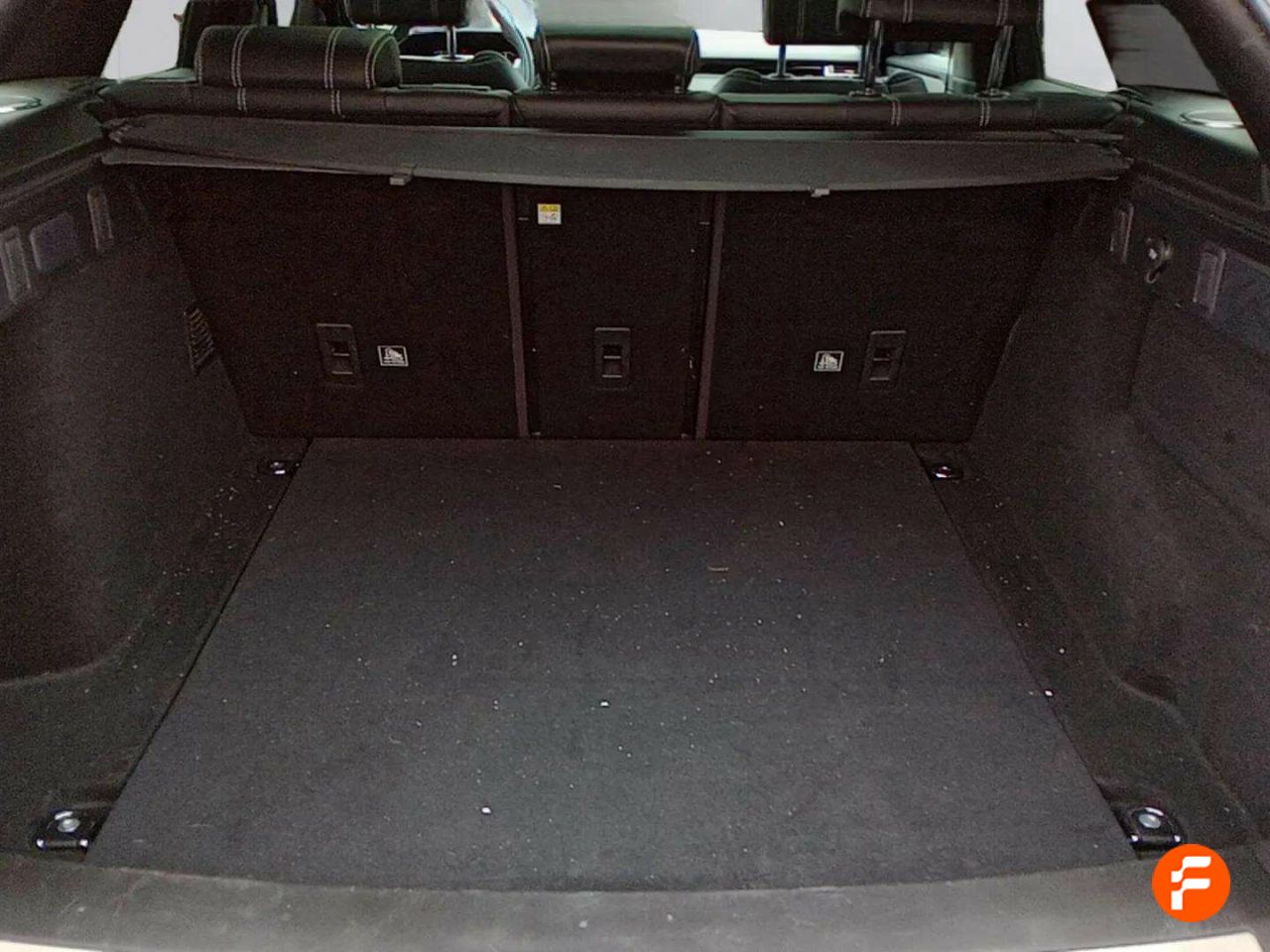 Foto Land-Rover Range Rover Velar 10