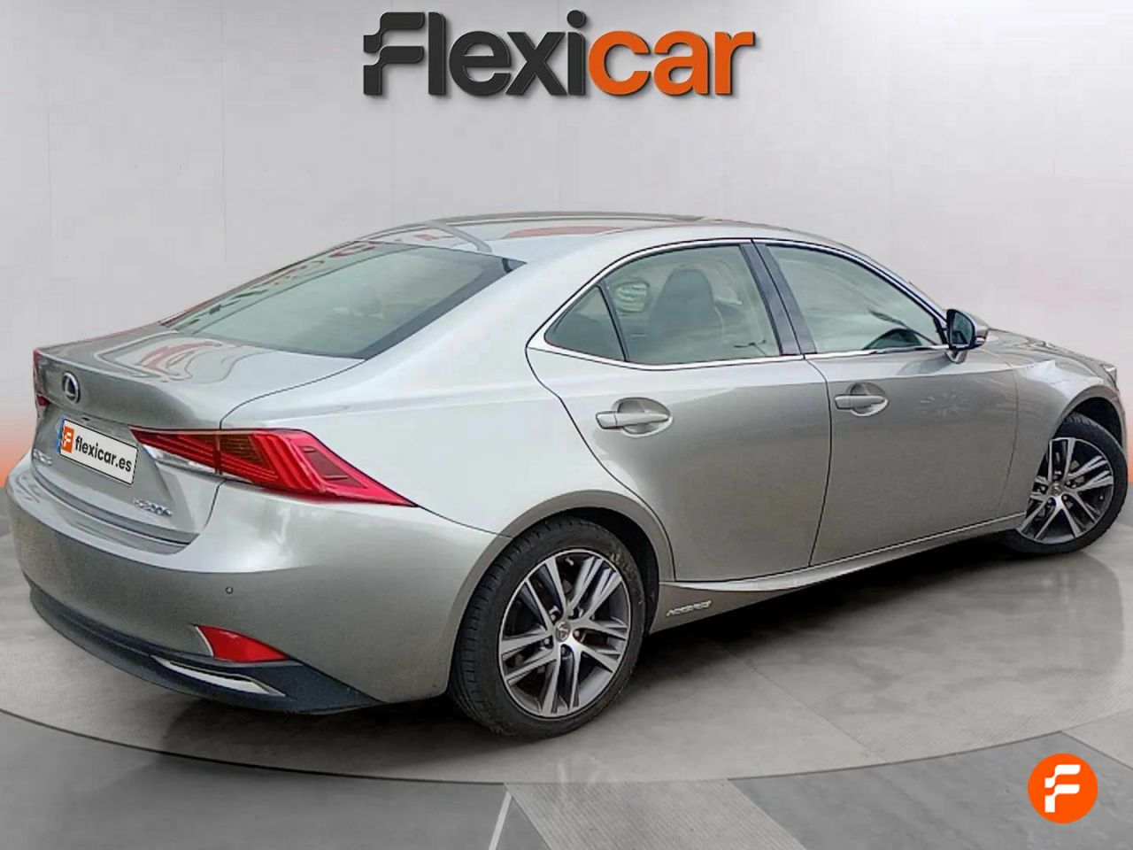Foto Lexus IS 8