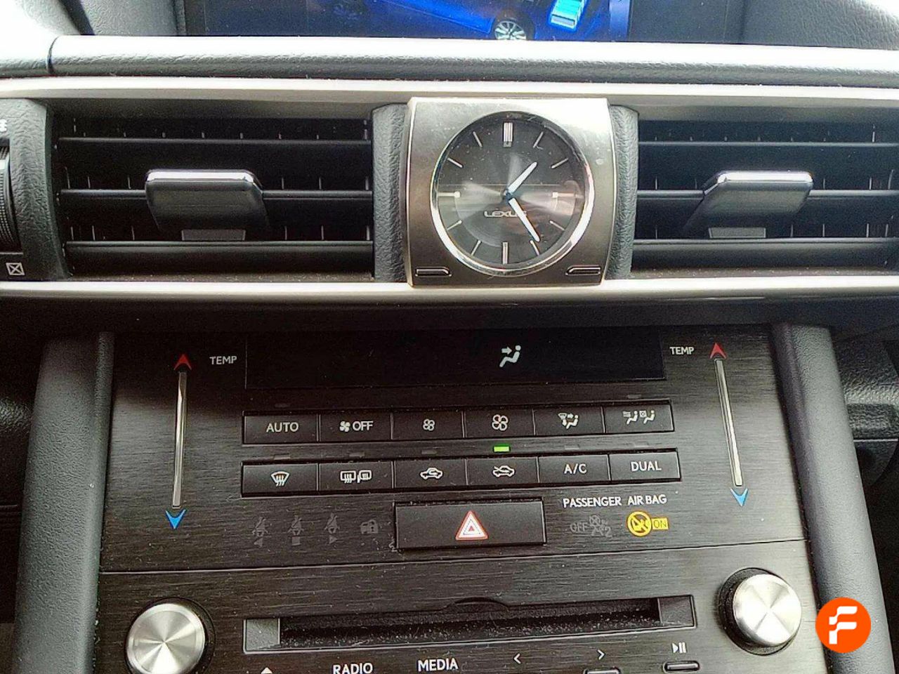 Foto Lexus IS 20