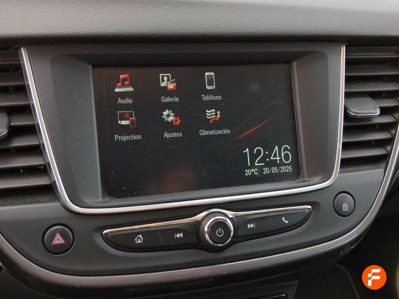 Foto Opel Crossland X 16