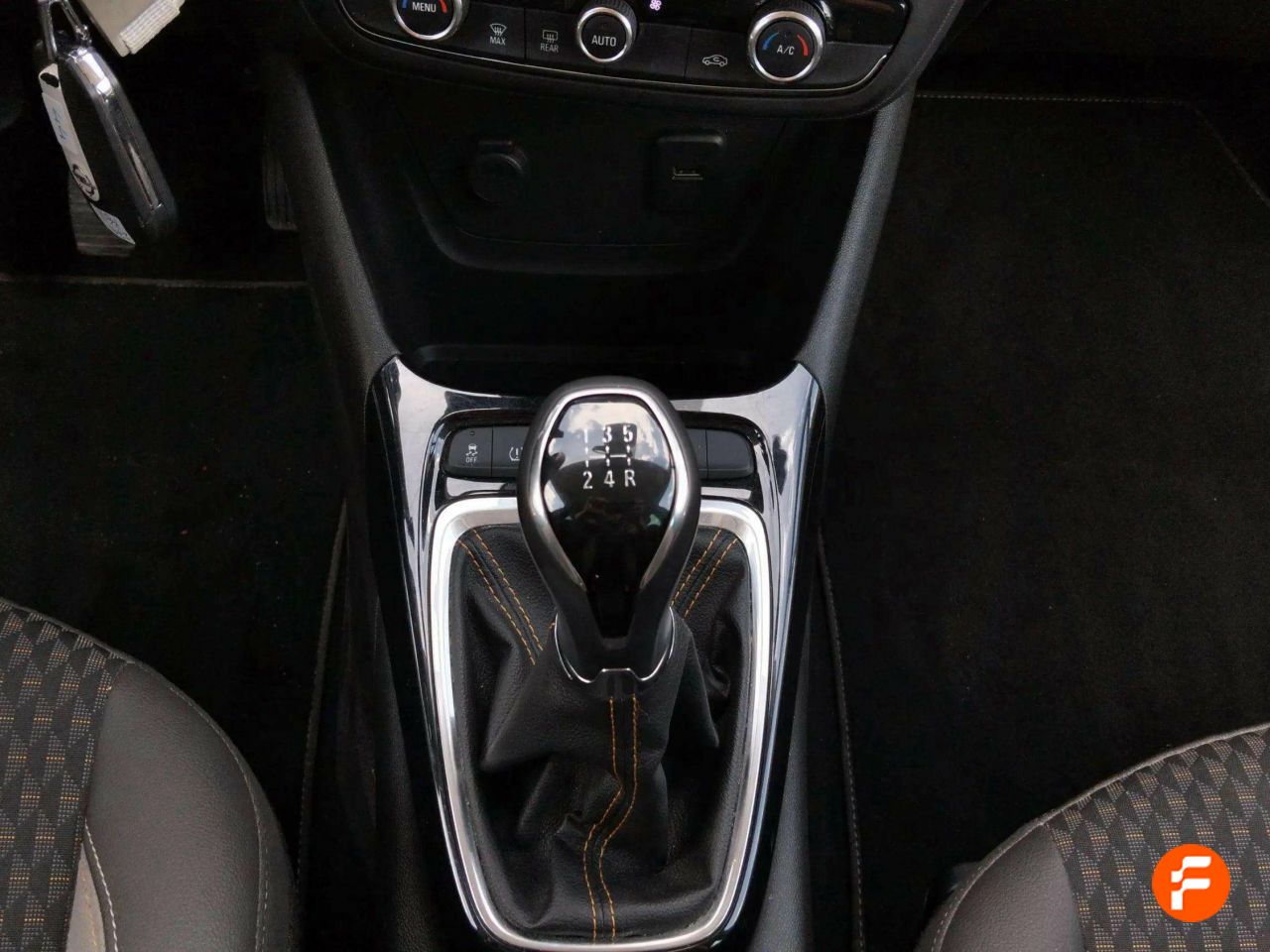Foto Opel Crossland X 17