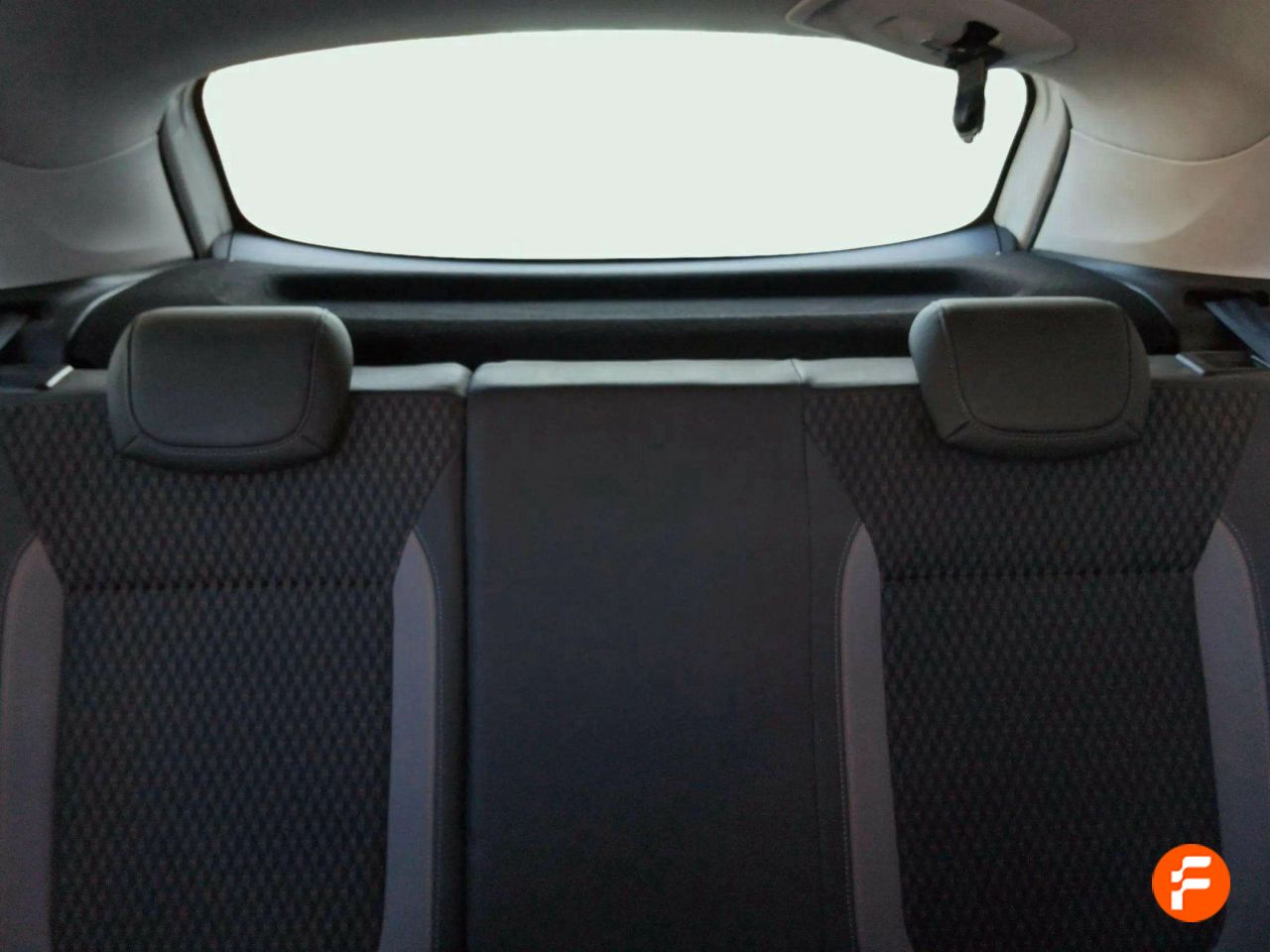 Foto Opel Crossland X 13