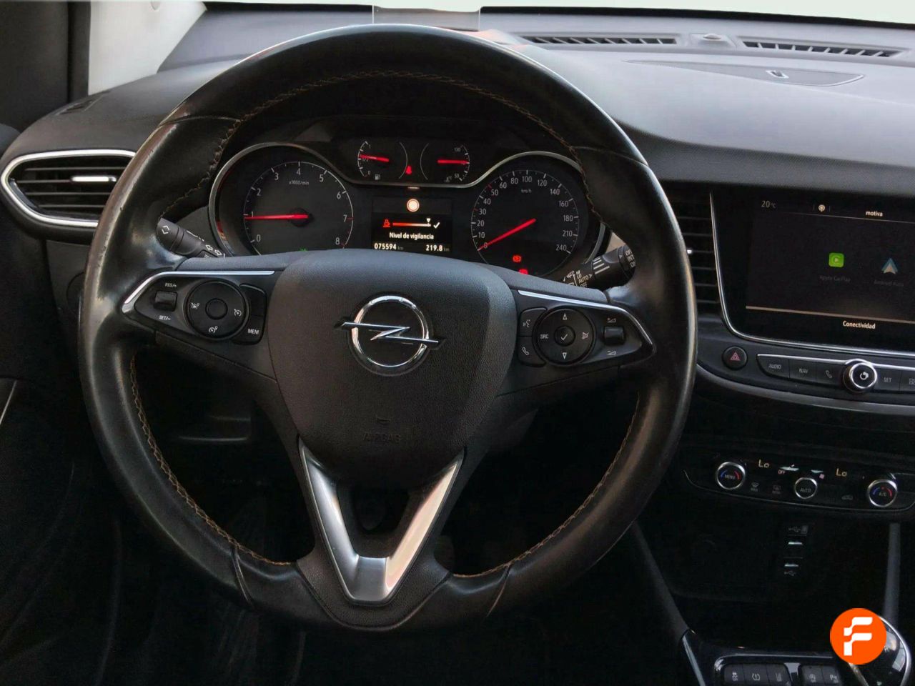Foto Opel Crossland X 15