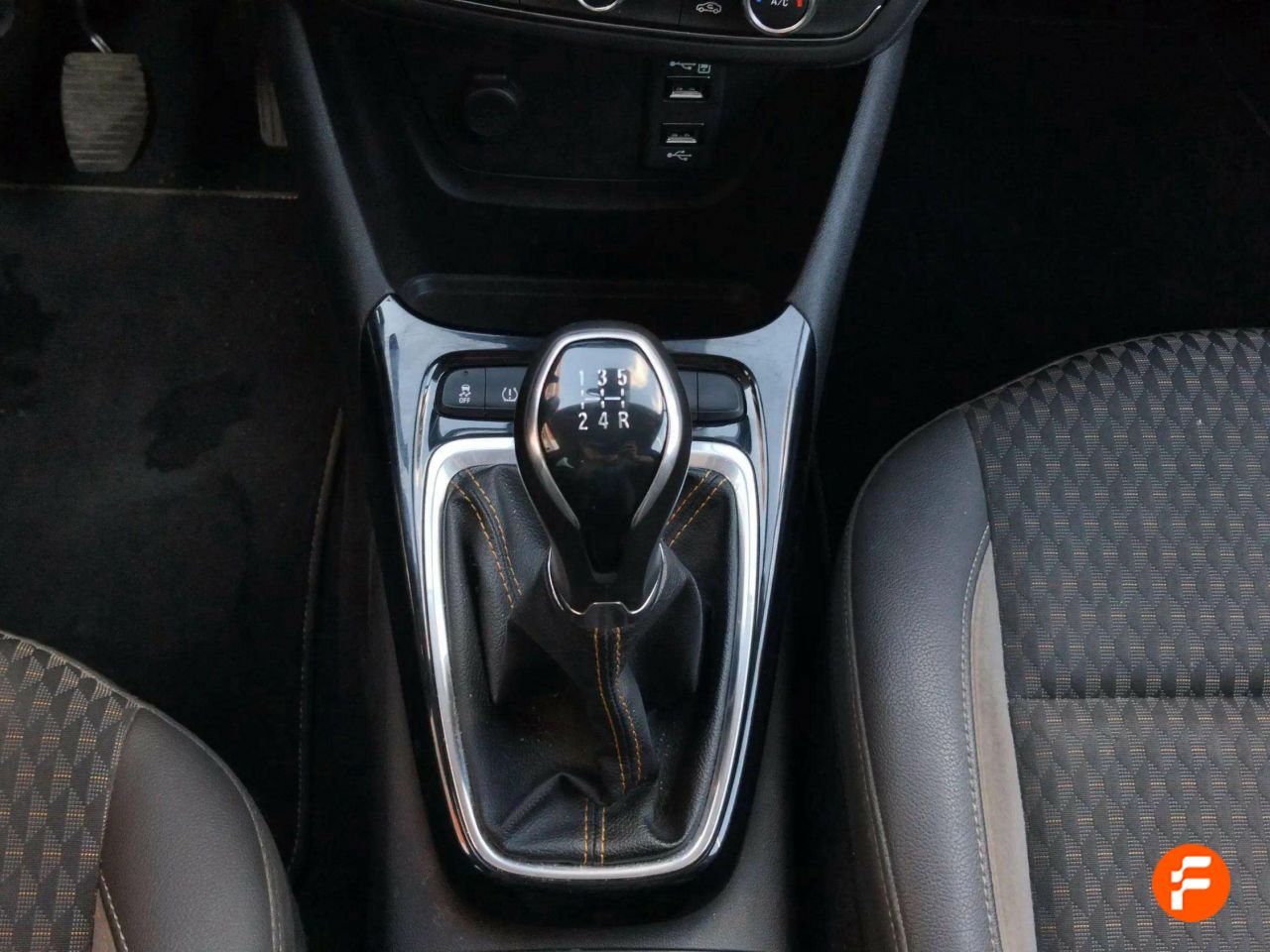Foto Opel Crossland X 19