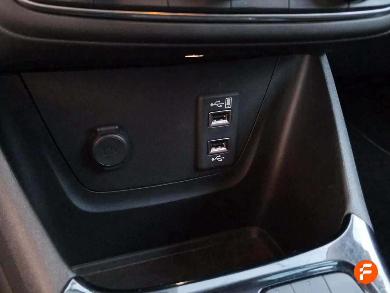 Foto Opel Crossland X 26