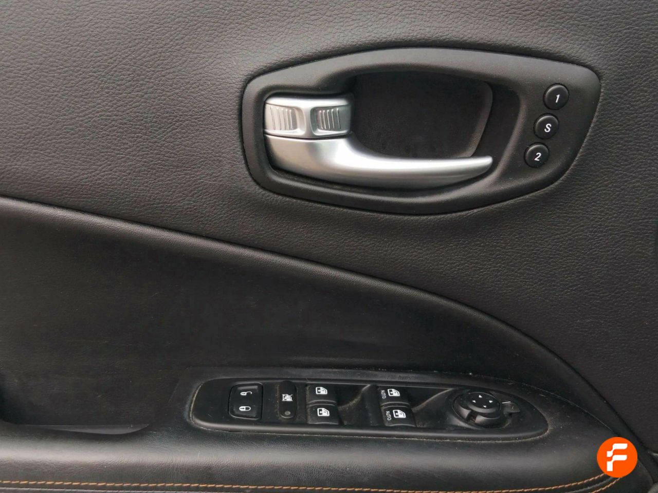 Foto Jeep Compass 33