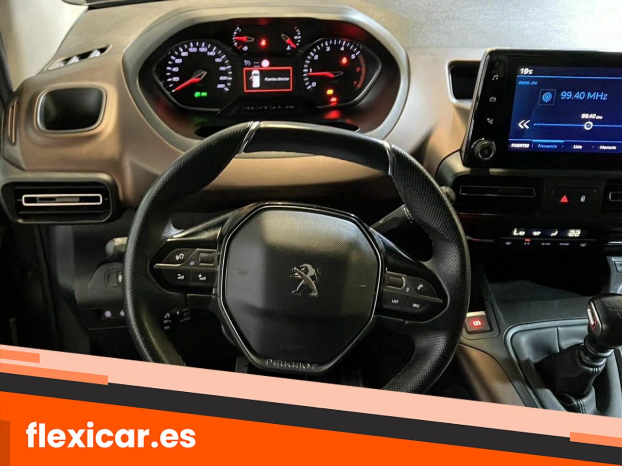 Foto Peugeot Rifter 10