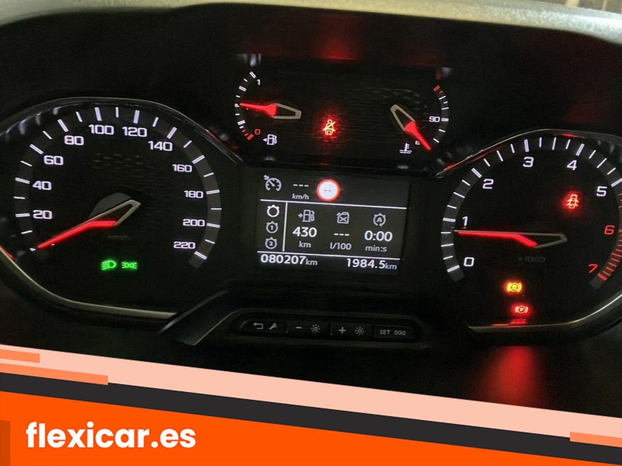 Foto Peugeot Rifter 11