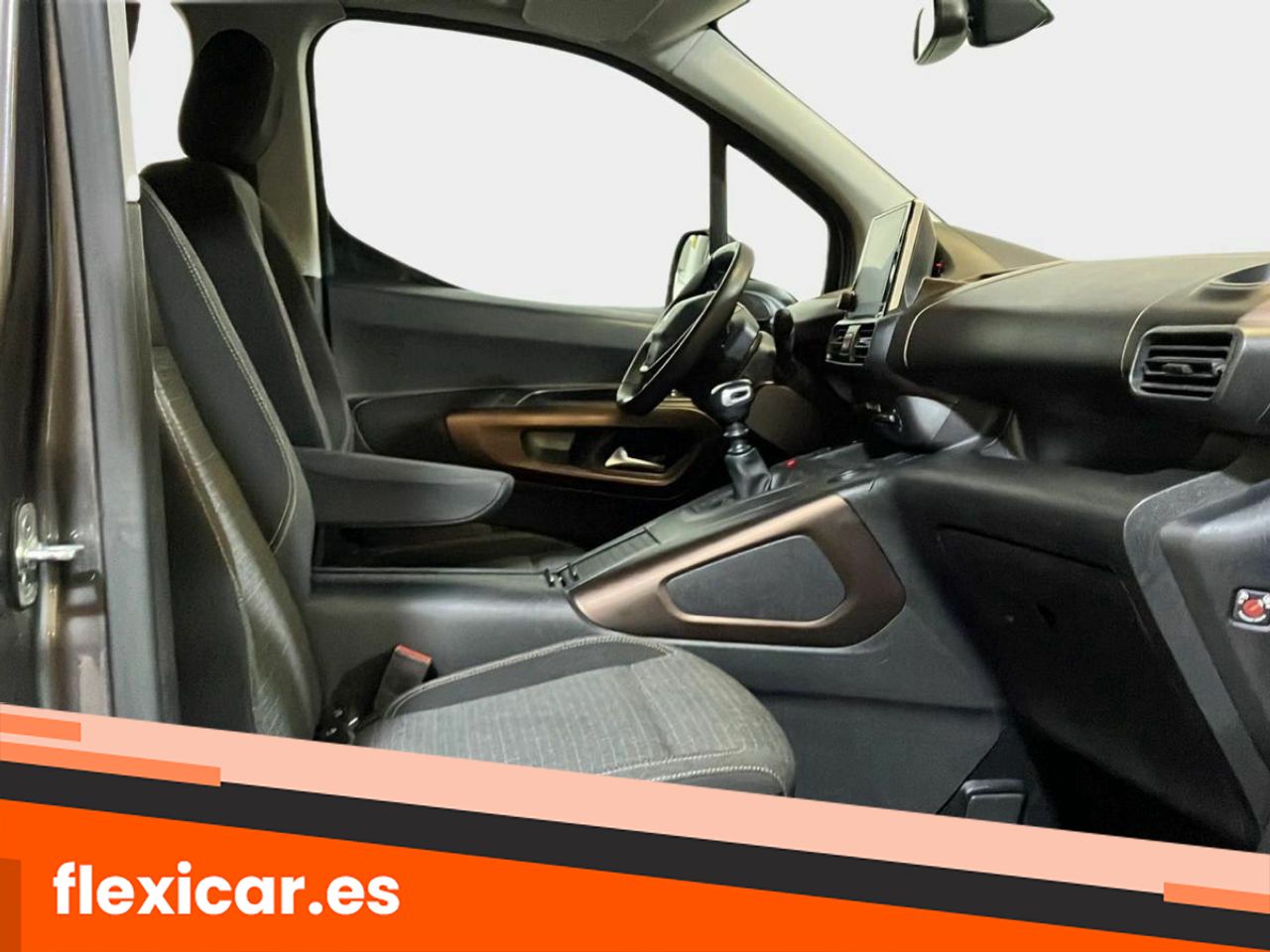 Foto Peugeot Rifter 13