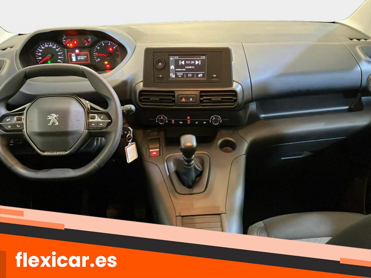 Foto Peugeot Rifter 11