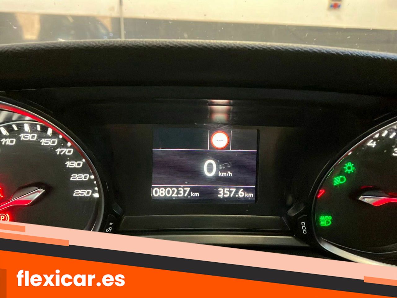 Foto Peugeot 308 12