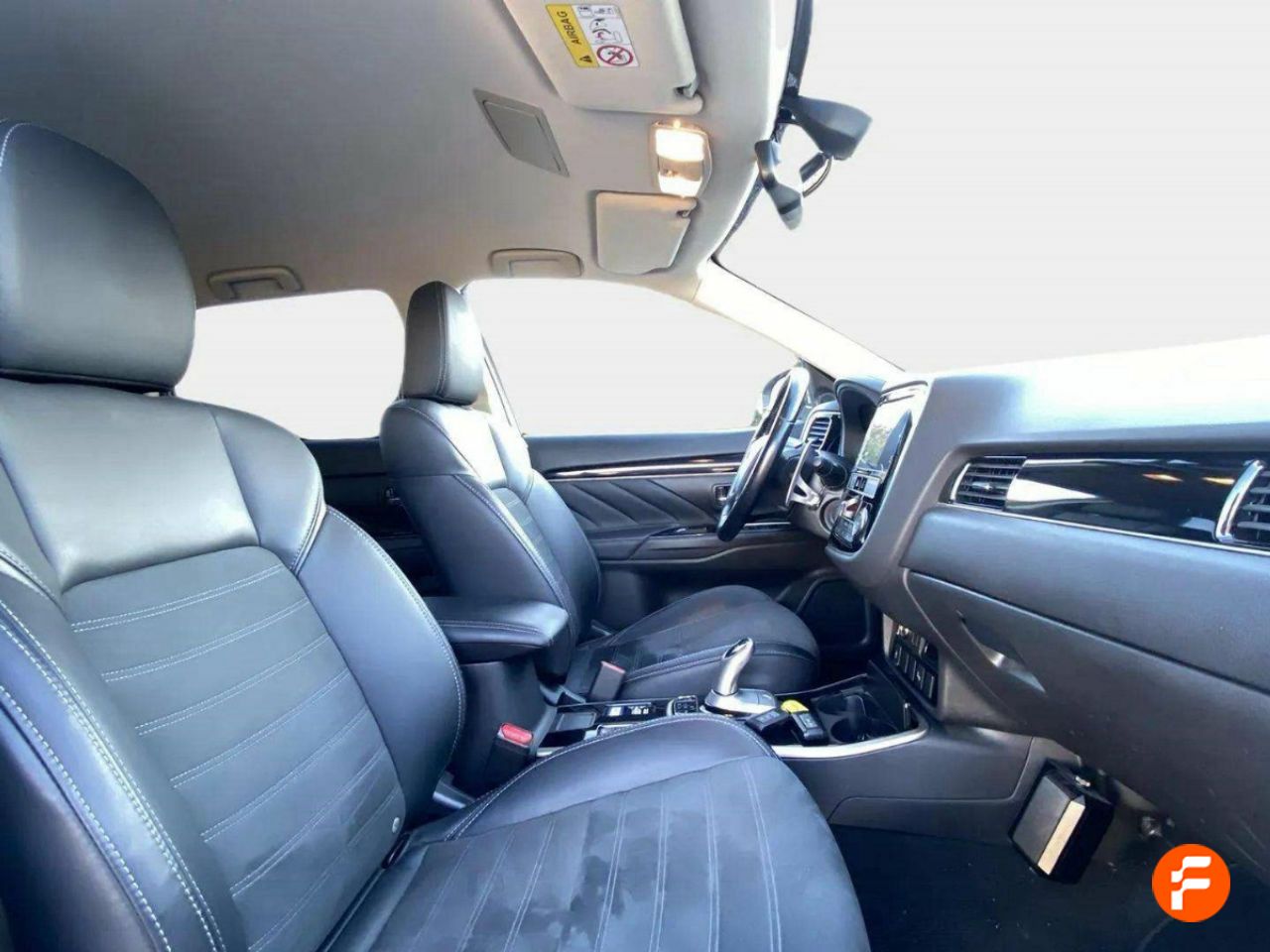 Foto Mitsubishi Outlander 11